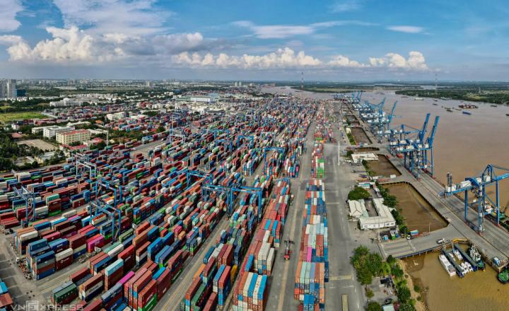 Ho Chi Minh City aims to become a regional logistics center